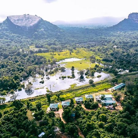 Sigiriya King'S Resort 外观 照片