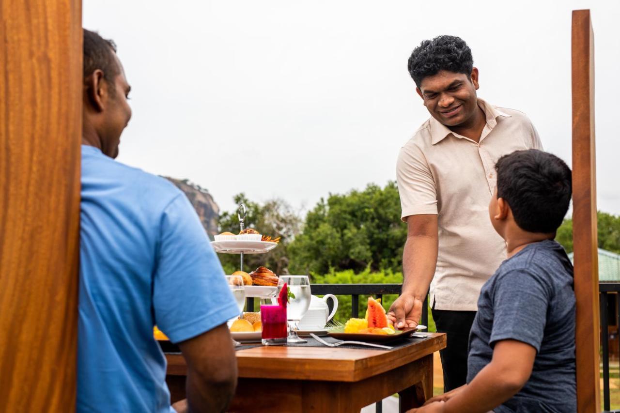 Sigiriya King'S Resort 外观 照片